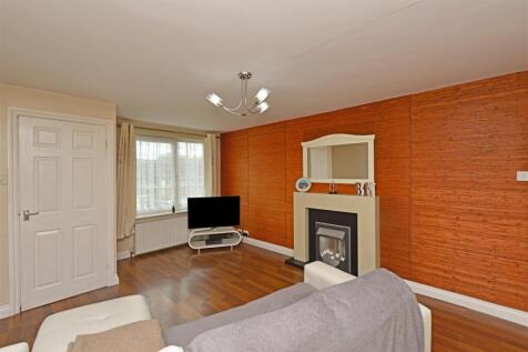 Living Room: