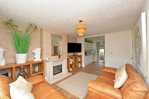 Open Plan Living: