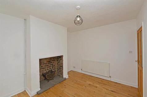 Dining Room: