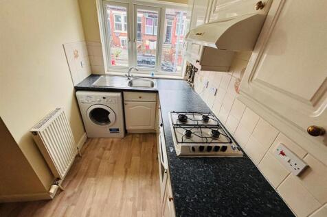 Fitted Kitchen: