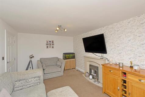Living Room: