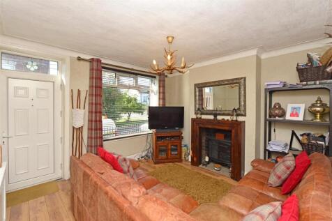 Living Room: