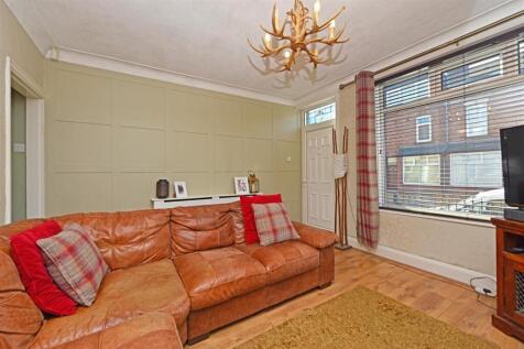 Living Room: