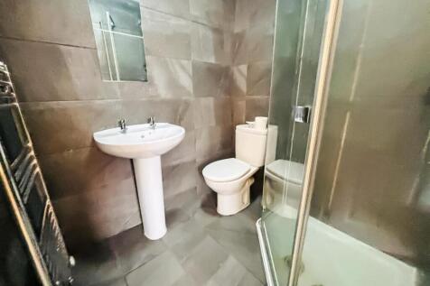 En Suite: