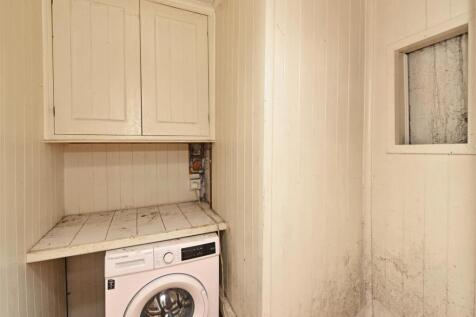 Utility Area: