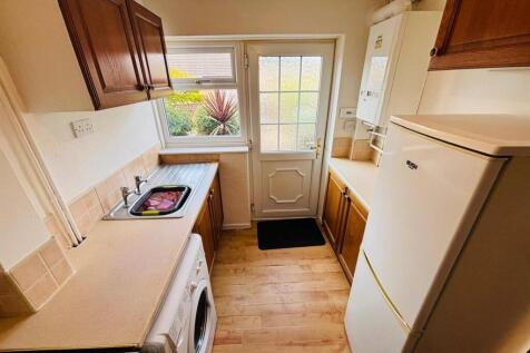 Fitted Kitchen: