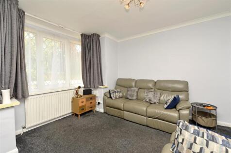 Living Room: