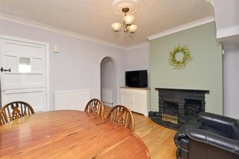 Dining Room: