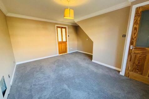 Living Room: