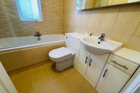 Bathroom / WC: