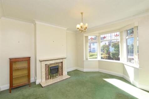 Living Room: