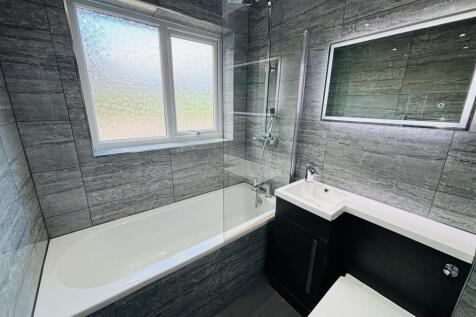 Bathroom / WC: