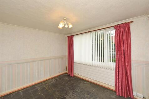 Dining Room: