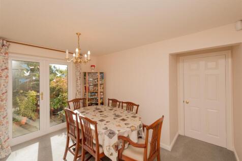 Dining Room: