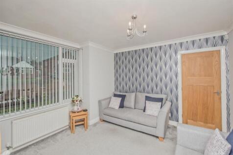 Living Room: