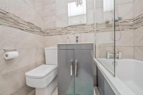 Bathroom / WC: