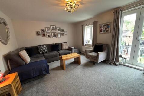 Living Room: