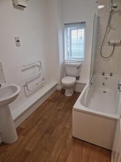 Bethroom / WC: