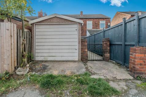 Single Garage / Storage
