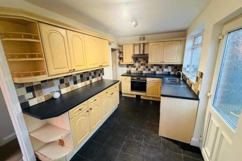 Fitted Kitchen: