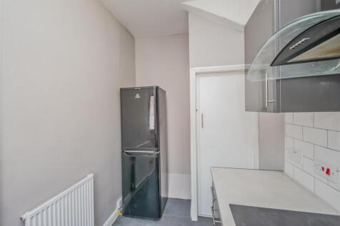 Fitted Kitchen: