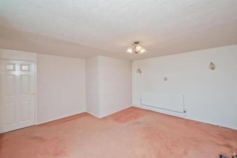 Living Room: