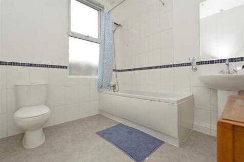 Bathroom / WC: