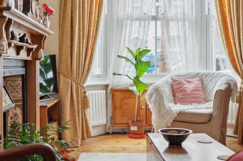 Property Image 4