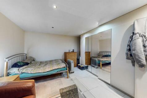 Bedroom.jpg