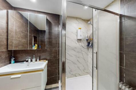 Shower room.jpg