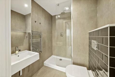 Showerroom.jpg