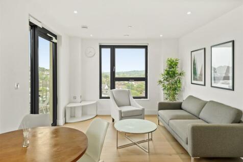 Lounge area.jpg