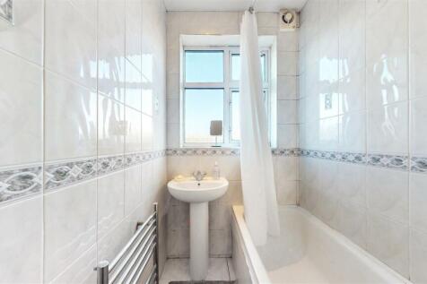 Bathroom.jpg