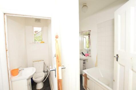 Bathroom-sep wc copy.jpg
