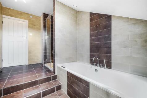 Bath New 1.jpg