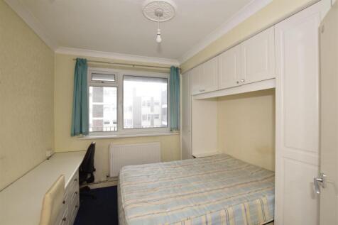 Bedroom 2 copy.jpg