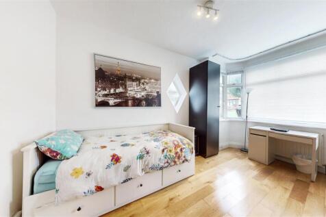 Bedroom.jpg