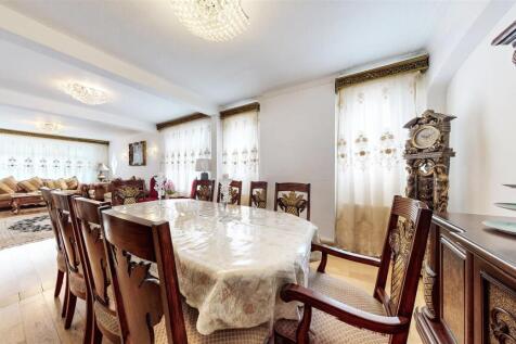 Dining area.jpg