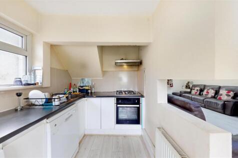 Kitchen..jpg
