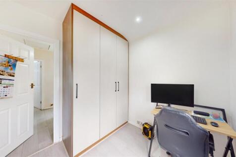 Bedroom 3.jpg