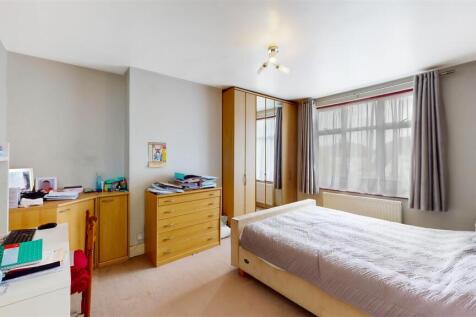 Bedroom 2.jpg