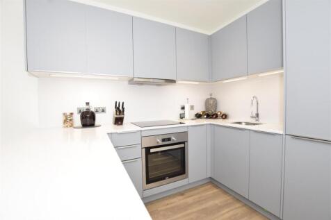 kitchen-(open plan).JPG