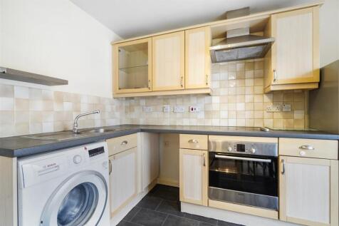 Flat 36, Bell House - 2ycNOAlIiHtkzJ9O4evV.jpg