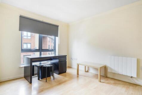 Flat 36, Bell House - s8HthKDL2VJxnphzyV7m.jpg