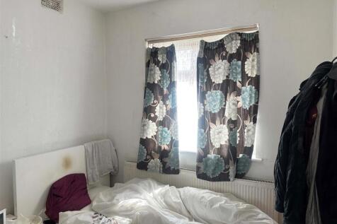 Bedroom 3.jpg