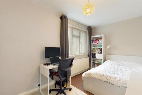 Bedroom 2.jpg