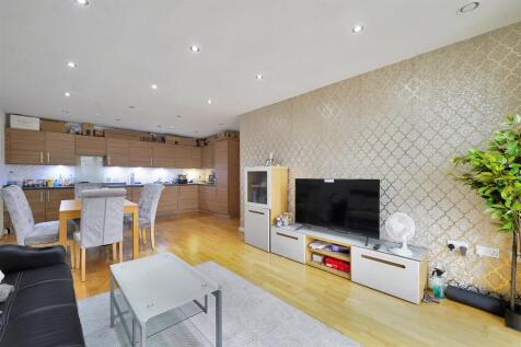 Flat 228, Quadrant Court - Zv8YB2H1IQp0cmKi4Ay6.jp