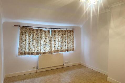 Bedroom 2. copy.jpg