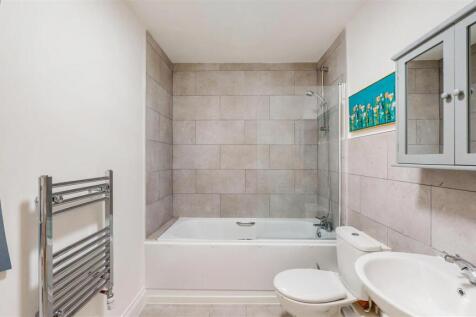 Bathroom.jpg