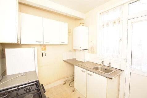 Kitchen copy.jpg